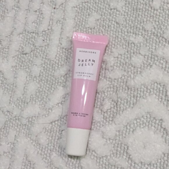 Pink Korean Skincare Bundle - Picture 12 of 12